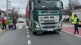 Accident cumplit: Un copil de 3 ani a murit, iar altul de 6 ani este în stare gravă, după ce au fost loviți de un TIR, în Lețcani